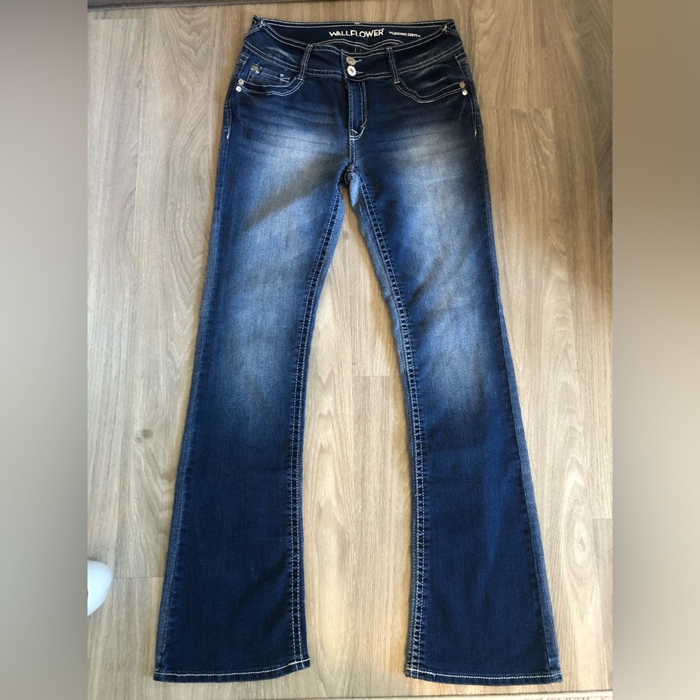 Wallflower Jeans size 9 Long